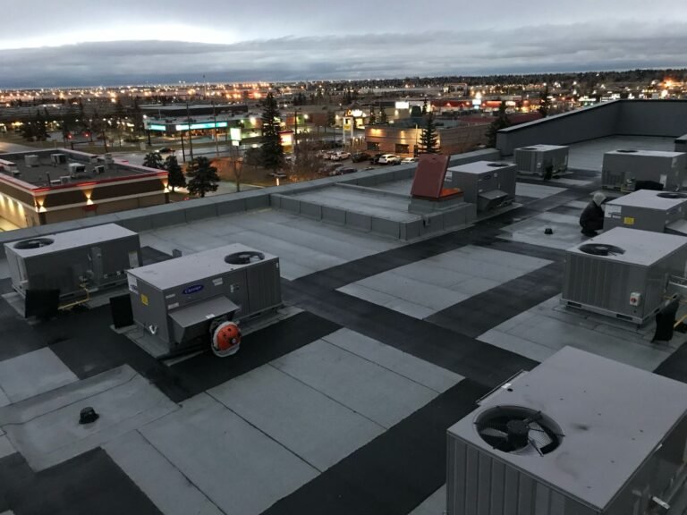 Expert Commercial Roof Coating Service & Commercial Roofing of System Specialities Service – Markit Roofing