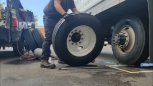 Truck Tyre Replacement Service & Mobile Truck Tyre Repair Service