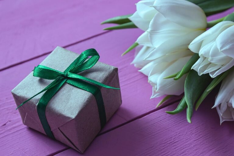 Make Every Milestone More Meaningful with Thoughtful Ways to Send Congratulations Gifts to USA