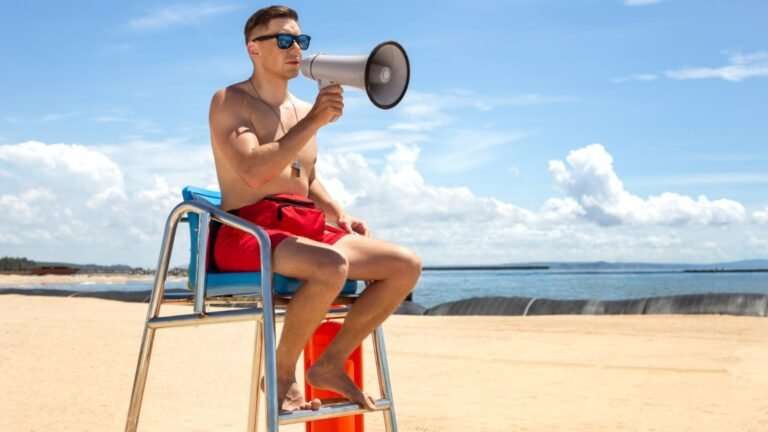 Lifeguard Classes: Professional Training for Aquatic Safety and Emergency Response