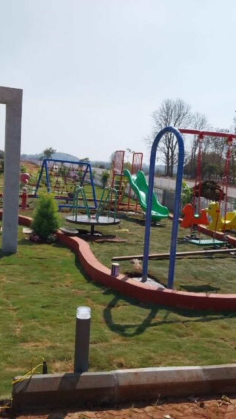 Exploring the Benefits of Owning Managed Farms for Sale in India