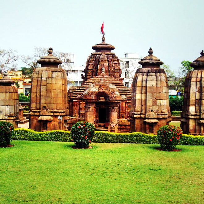 Bhubaneswar to Puri Cab Booking | Check Cab Fare & Book Online