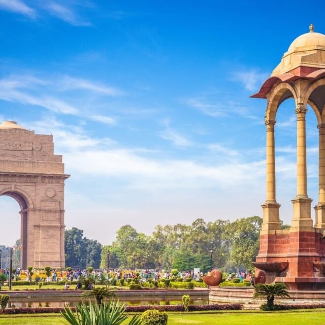 Delhi to Amritsar Taxi Service | Check Cab Fare & Book Online