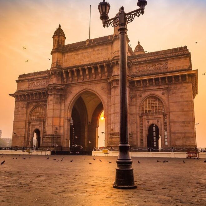 Vadodara to Mumbai Cab Price | Check Taxi Fare & Book Online