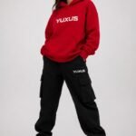 Yuxus Hoodie: Moda Urbana Española con Estilo, Comodidad y Diseño Exclusivo