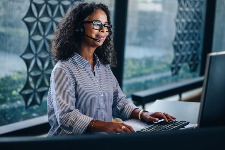 How Phone Answer Services Keep Your Business Running 24/7
