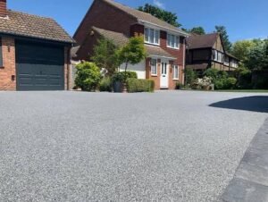 What Is a Resin Bound Driveway? Benefits and Guide