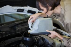 What Calgary Drivers Should Know About Engine Oil